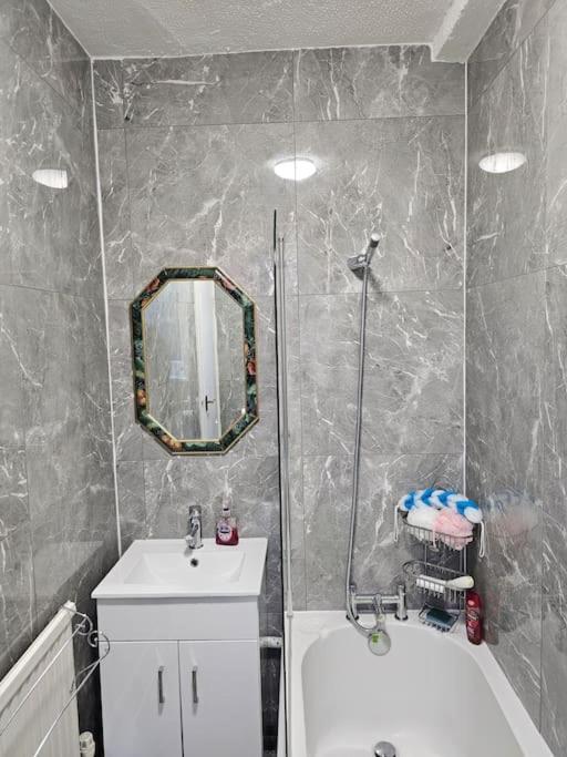 Luxury Home In Lewisham Bromley Exterior photo
